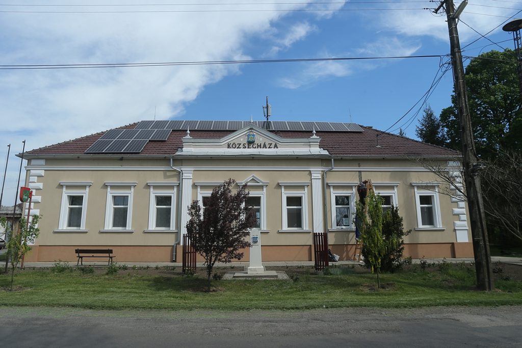 Csanádalberti Községháza