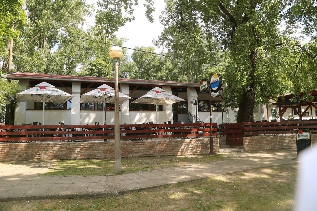 Hullámtér vendéglő